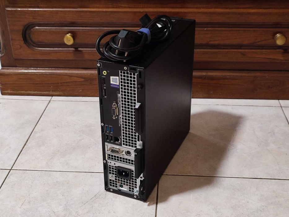 DELL i3-7100 8GB SSD 240GB HDMI