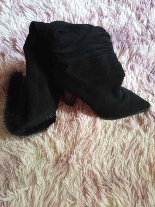 Чоботи класичні чорні