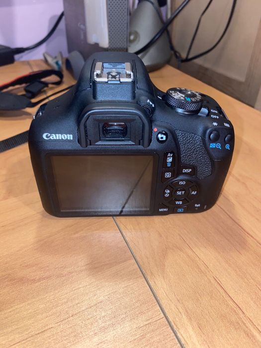 Canon EOS 2000D + Lente 18–55mm – Kit Completo