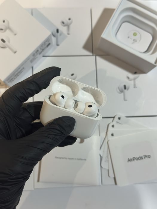 Навушники Apple AirPods Pro 3 з ANC + чохол у подарунок