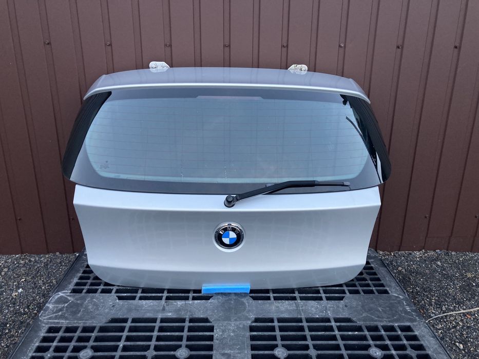 BMW e81 e87 klapa bagażnika tylna pokrywa 354 7 titansilber metallic