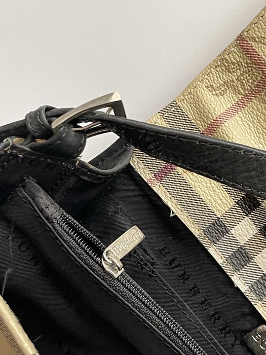 Piękna torebka na ramie Burberry