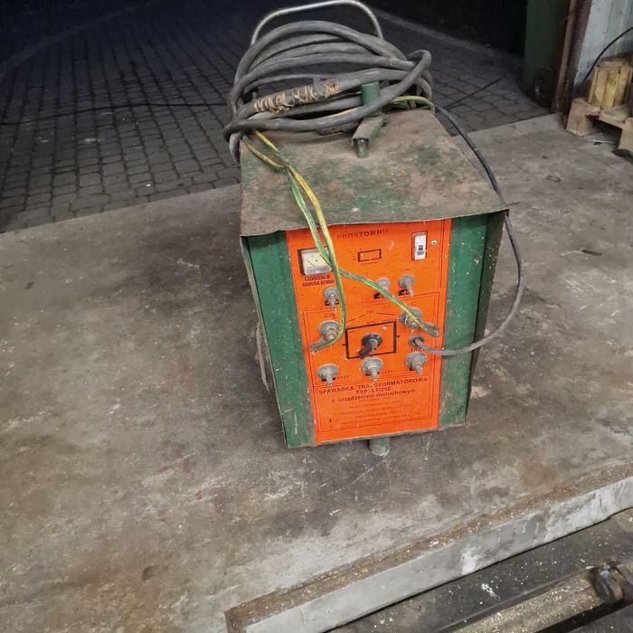 Sprzedam spawarke transformatorową z rozruchem
