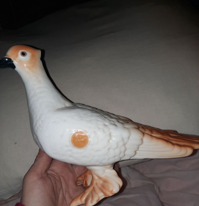 Статуетки фарфорові