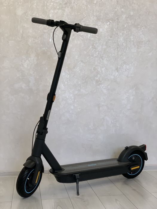 Ninebot Max G30, електросамокат