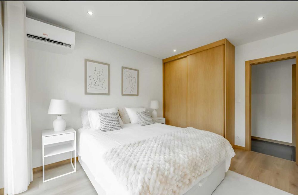 Fantástico Apartamento T3 renovado com terraços e garagem no centro de Amares