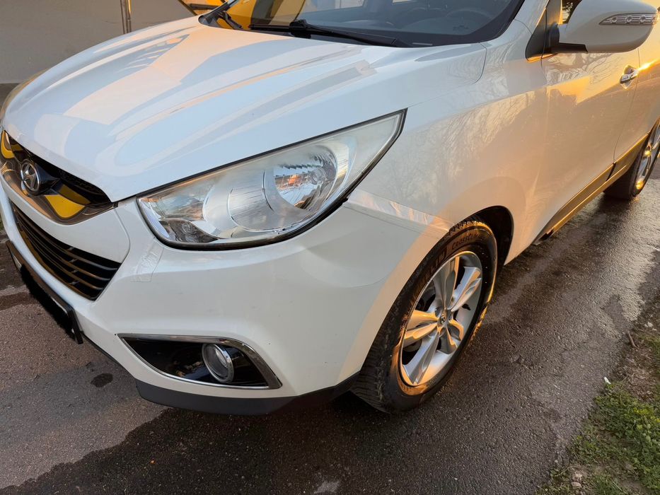 Hyundai ix35 4WD (G4KD)