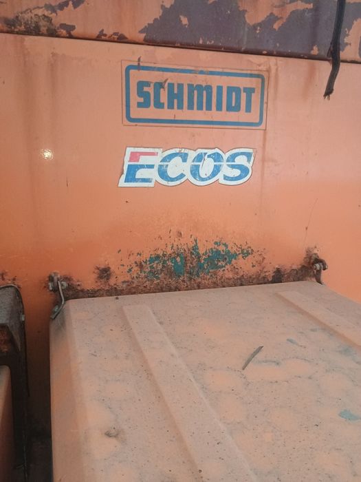 Piaskarka , posypywarka  Schmidt Ecos 5 M3.