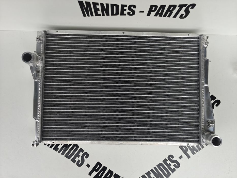 Radiador alumínio BMW E46 M3 3.2L