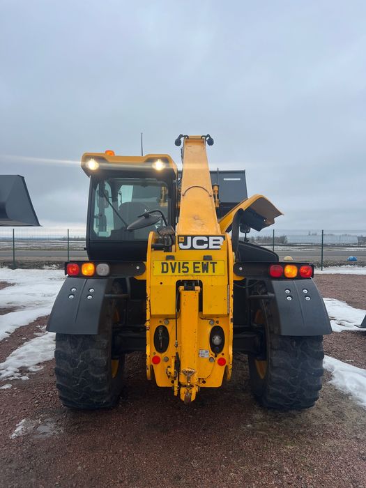Телескопічний навантажувач JCB 541-70