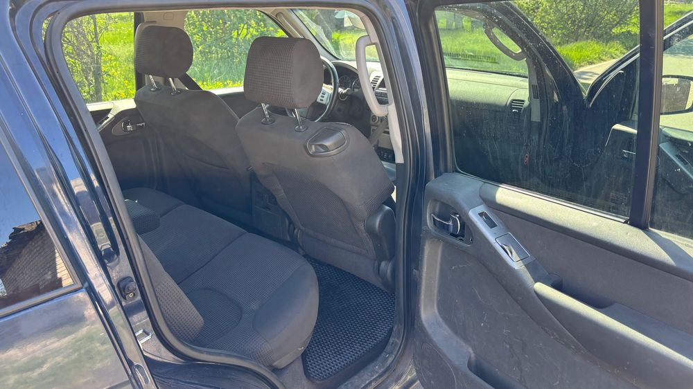 Nissan Pathfinder R51