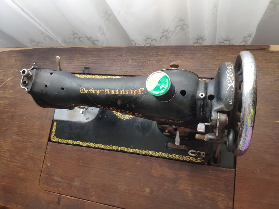 Máquina de costura antiga Singer