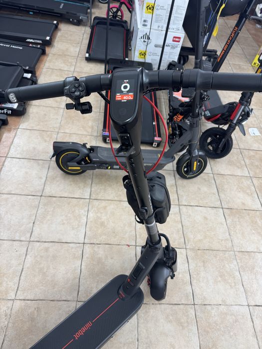 Електросамокат Segway-Ninebot MAX G3 E