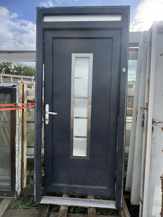 1x drzwi plastikowe antracyt 105x230 ze swietlikiem, rama, prog 90x204
