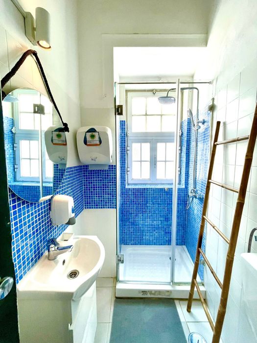 Aluga se quarto privado