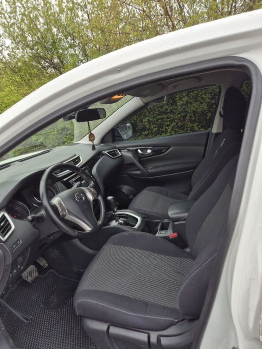 Продам Nissan Qashqai