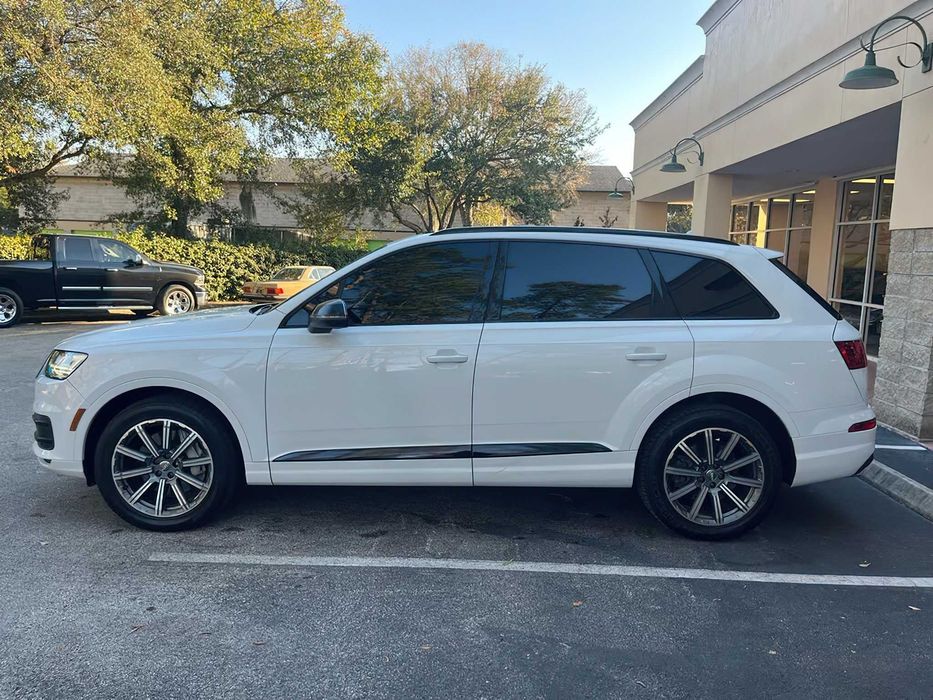 Audi Q7      2019