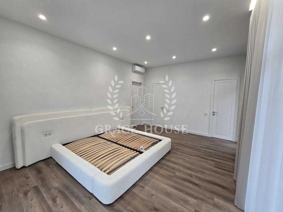 Продаж будинку 220м.кв. з ремонтом КМ Нова Ходосівка Ходосовка 8 соток