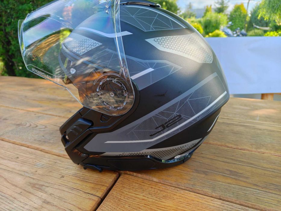 Kask  Schuberth J2 ECE  czarny szary L