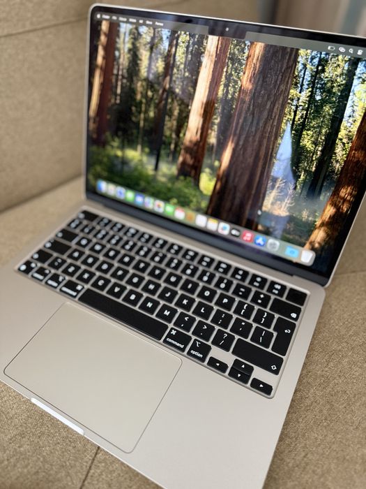 MacBook Air M2 13” / 16GB / 256GB / stan idealny / 100% baterii