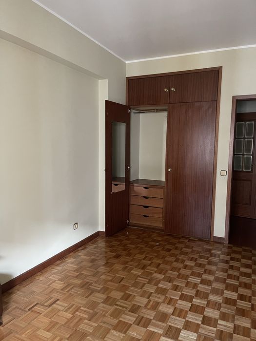 Castelo Branco - Arrenda-se T3 na Qta Dr Beirao