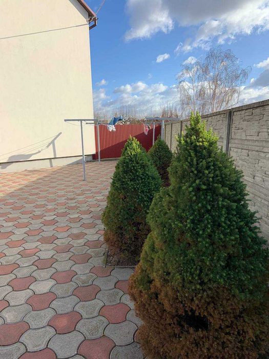 Продам будинок (таунхаус) на 4 квартири 5 соток землі