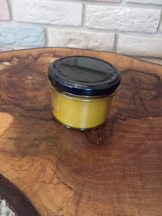 Świeca z wosku pszczelego