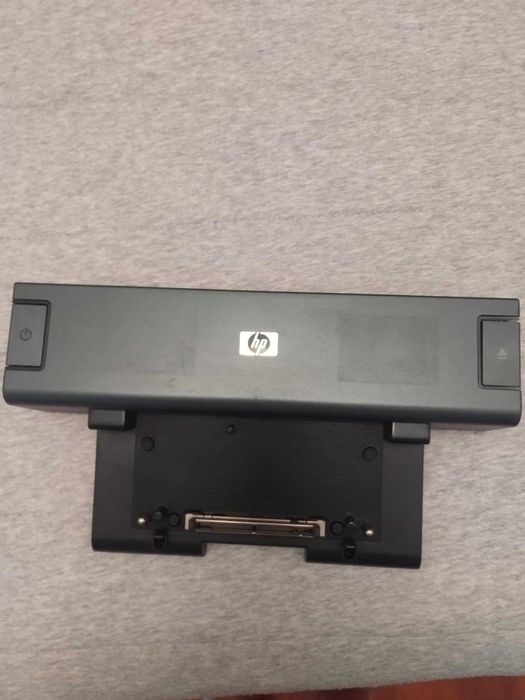 Old Laptop441773528953671683