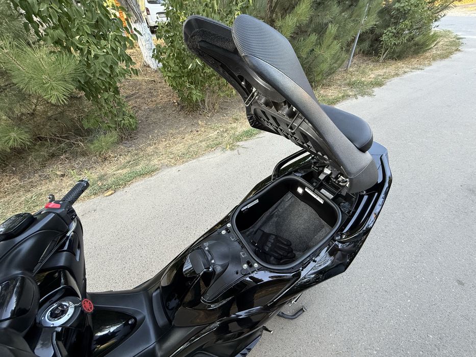 Yamaha T-MAX 19 т.км. Макси-скутер, обслужен в ноль !