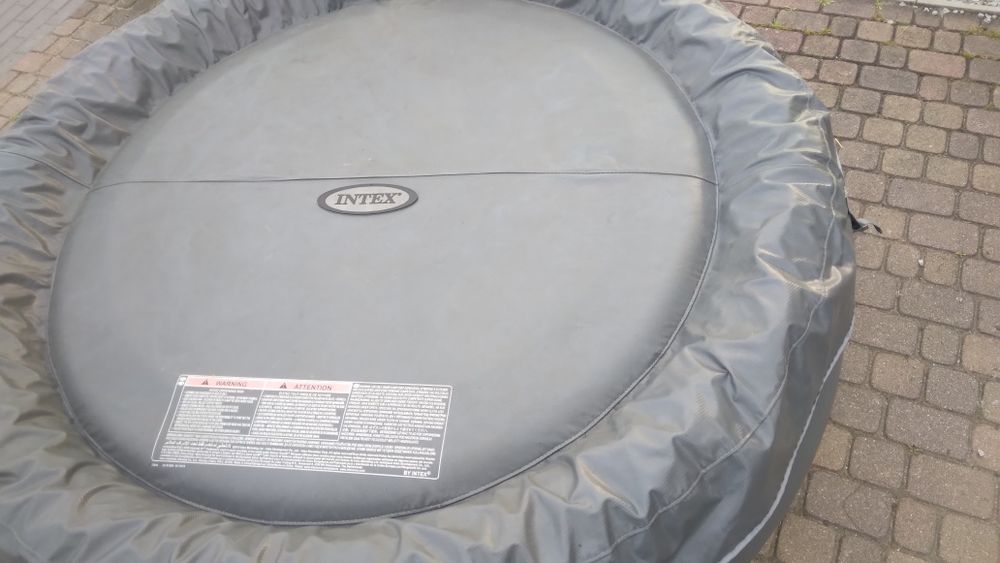 Basen jacuzzi INTEX  niecka do jacuzzi Intex Pokrywa do jacuzzi Intex PureSpa