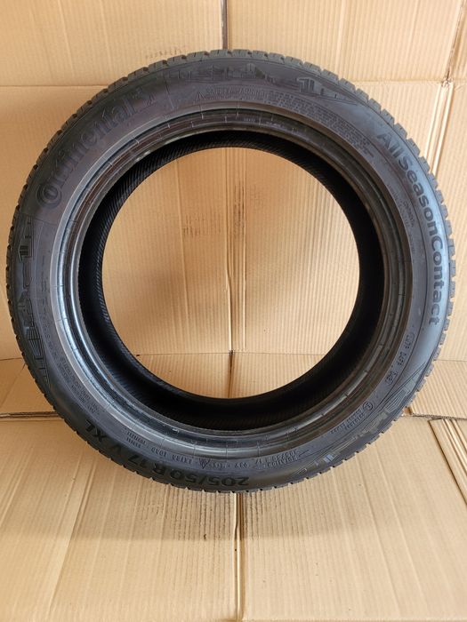 205/50r17 93v continental allseasoncontact