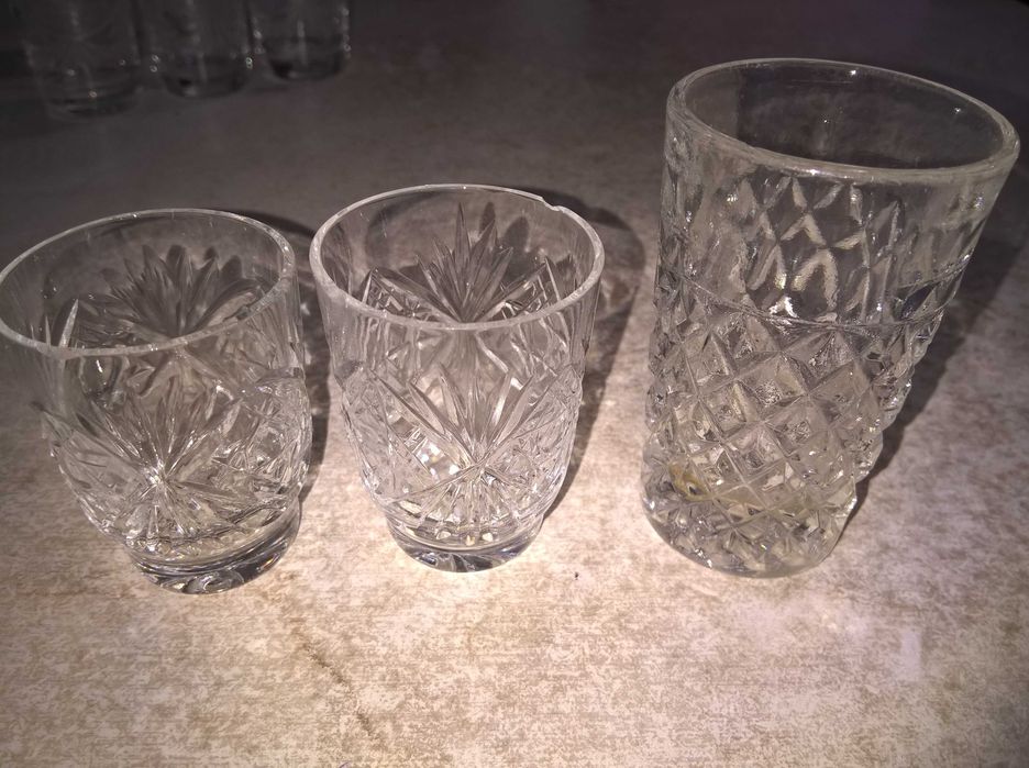 Рюмки хрустальні різні