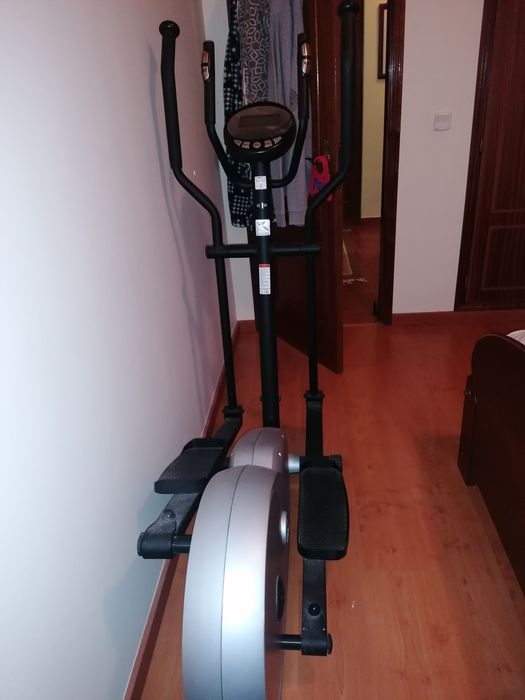 Elliptical Bike497256766196295682