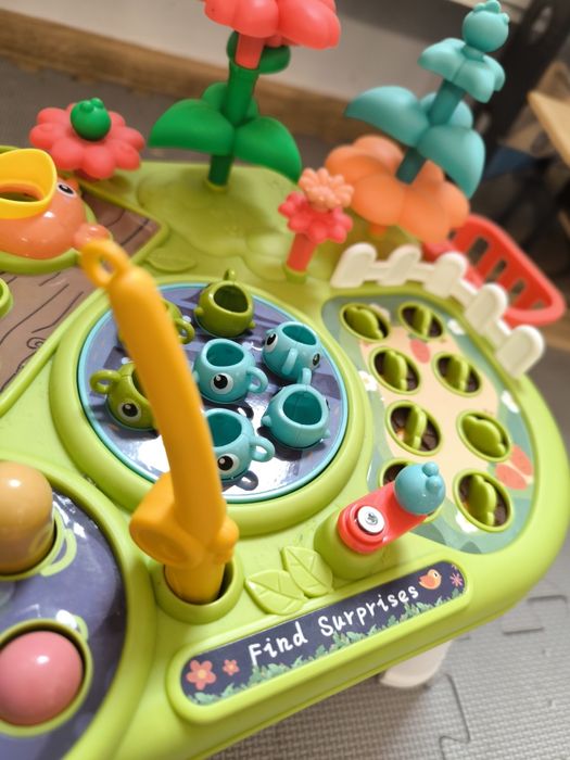 Stoliczek edukacyjny do zabawy kreatywny stolik zabaw manualnych