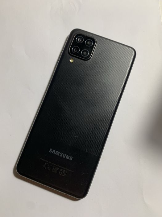 Samsung Galaxy A12 | 64 ГБ | Гарний стан