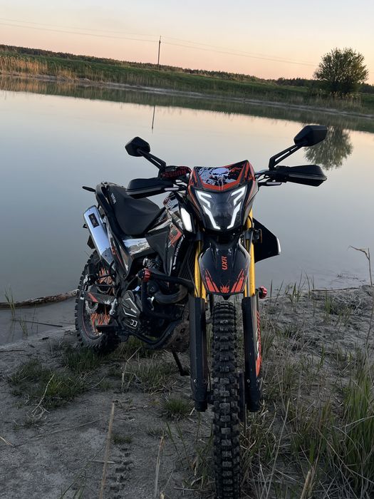 Продам  SHINERAY VXR 300