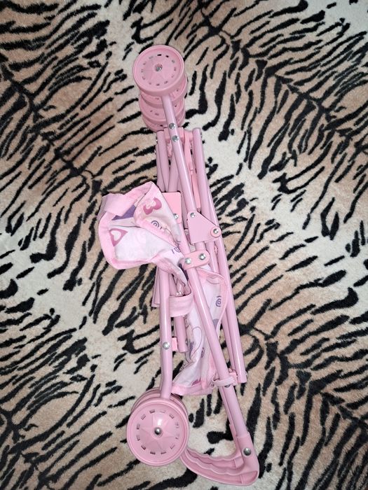 Коляска для кукол