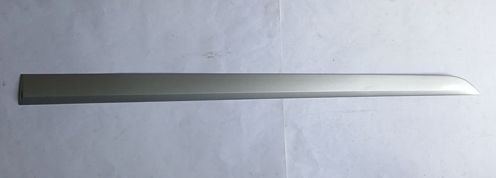 Listwa drzwi Opel Astra h Astra 3 Listwa boczna ozdobna