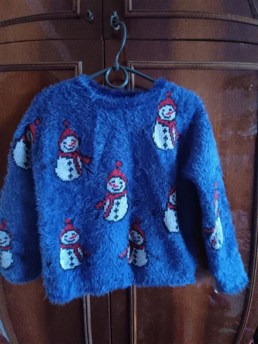Дитячий зимовий светр на 8 років