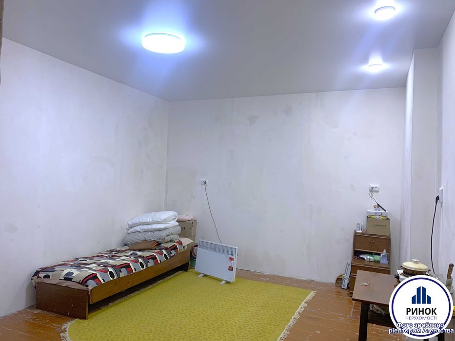 Центр Міста. Майдан Незалежності. Стадіон "Ворскла". З Ремонтом.