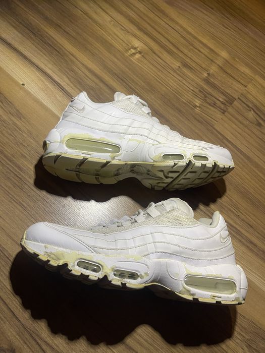 Білосніжні кросівки nike air max 95 41