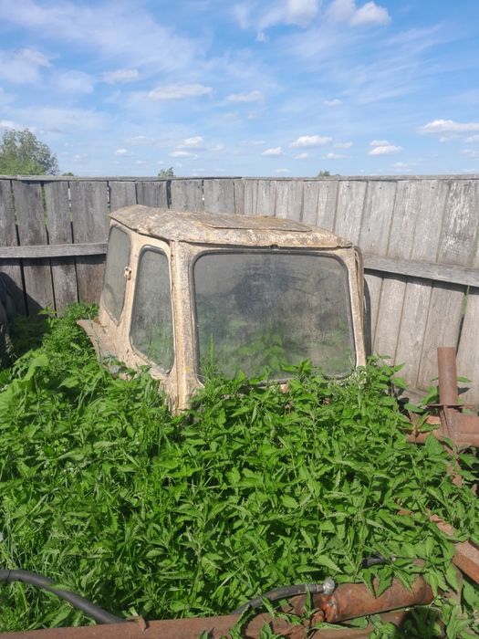 Продам кабину юмз6