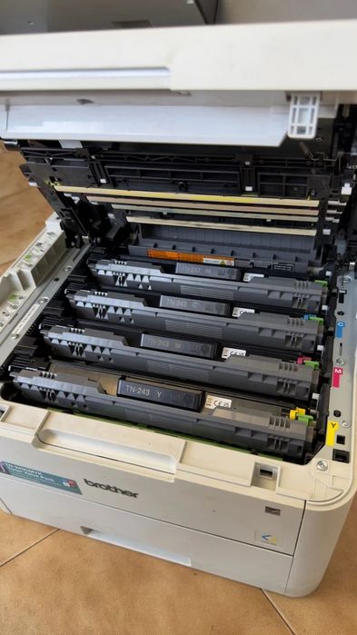 Brother Impressora Multifunções Laser DCP-L3550CDW