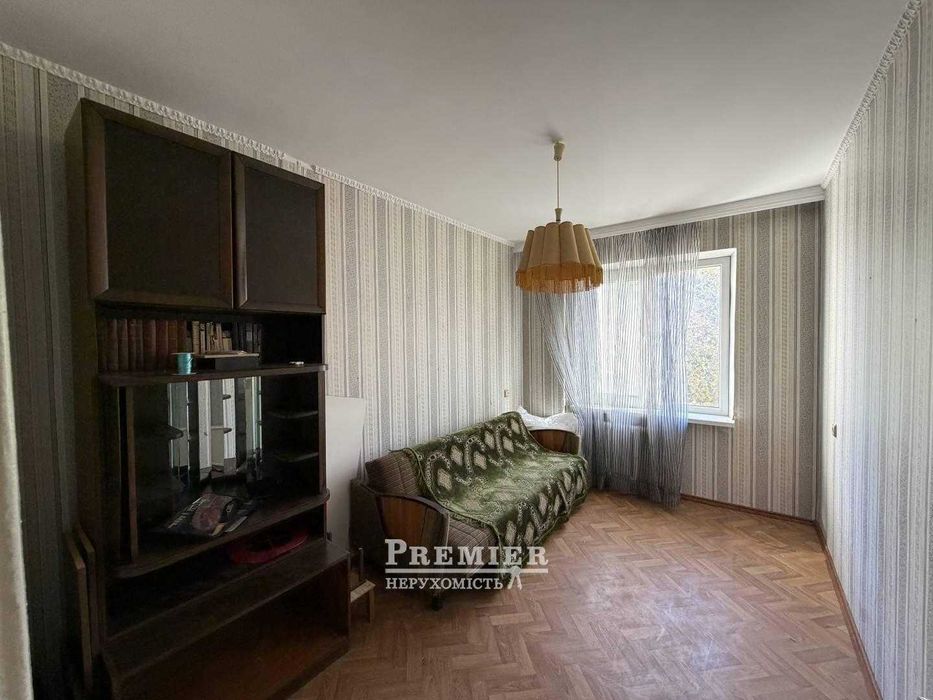 5-к. квартира 97.5 м² с ремонтом на ул. Ак. Королева
