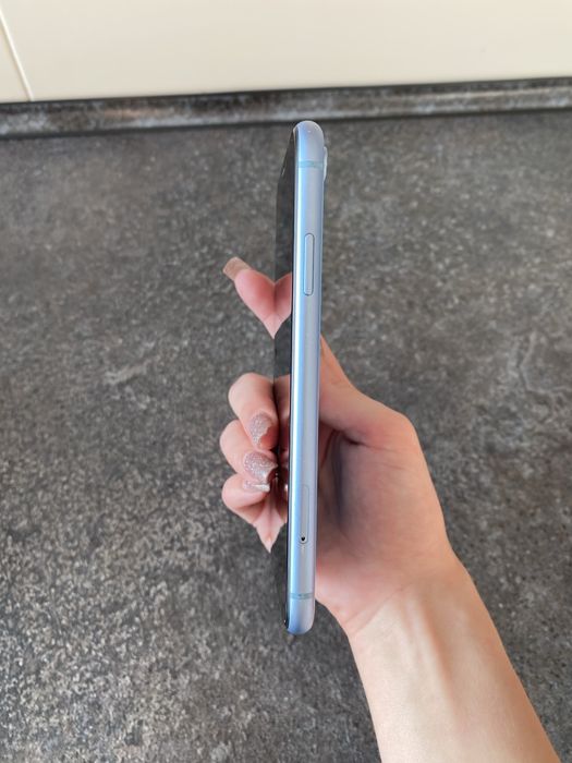 Продажа Iphone xr 64 GB