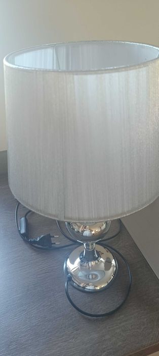 Lampka stołowa nocna srebrna abażur nitkowy
