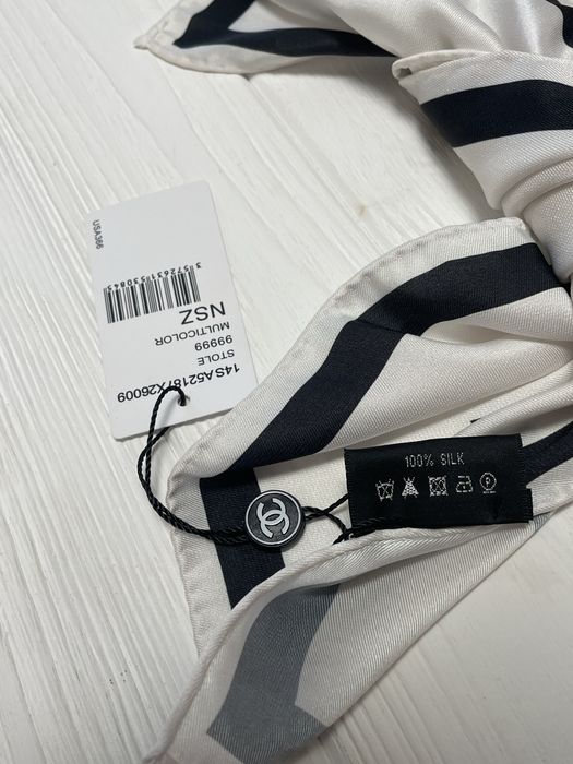 Шовковий платок Chanel білий елегантний аксесуар шовк шовковий шарф