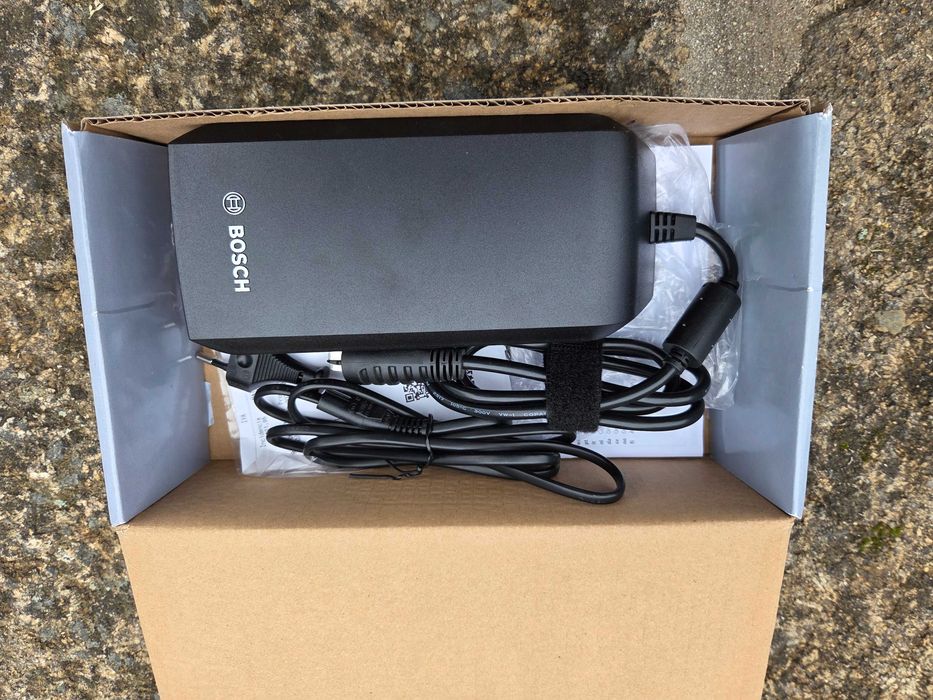 Carregador E-Bike Bosch 6A Fast Charger