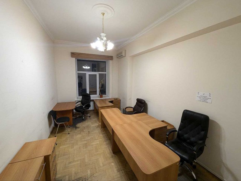 Офіс S=98 кв.м. центр метро Палац Спорту Гулівер