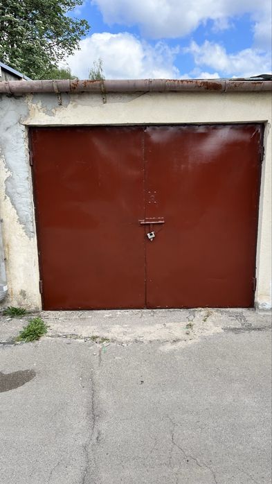 Garaż murowany, spokojna okolica